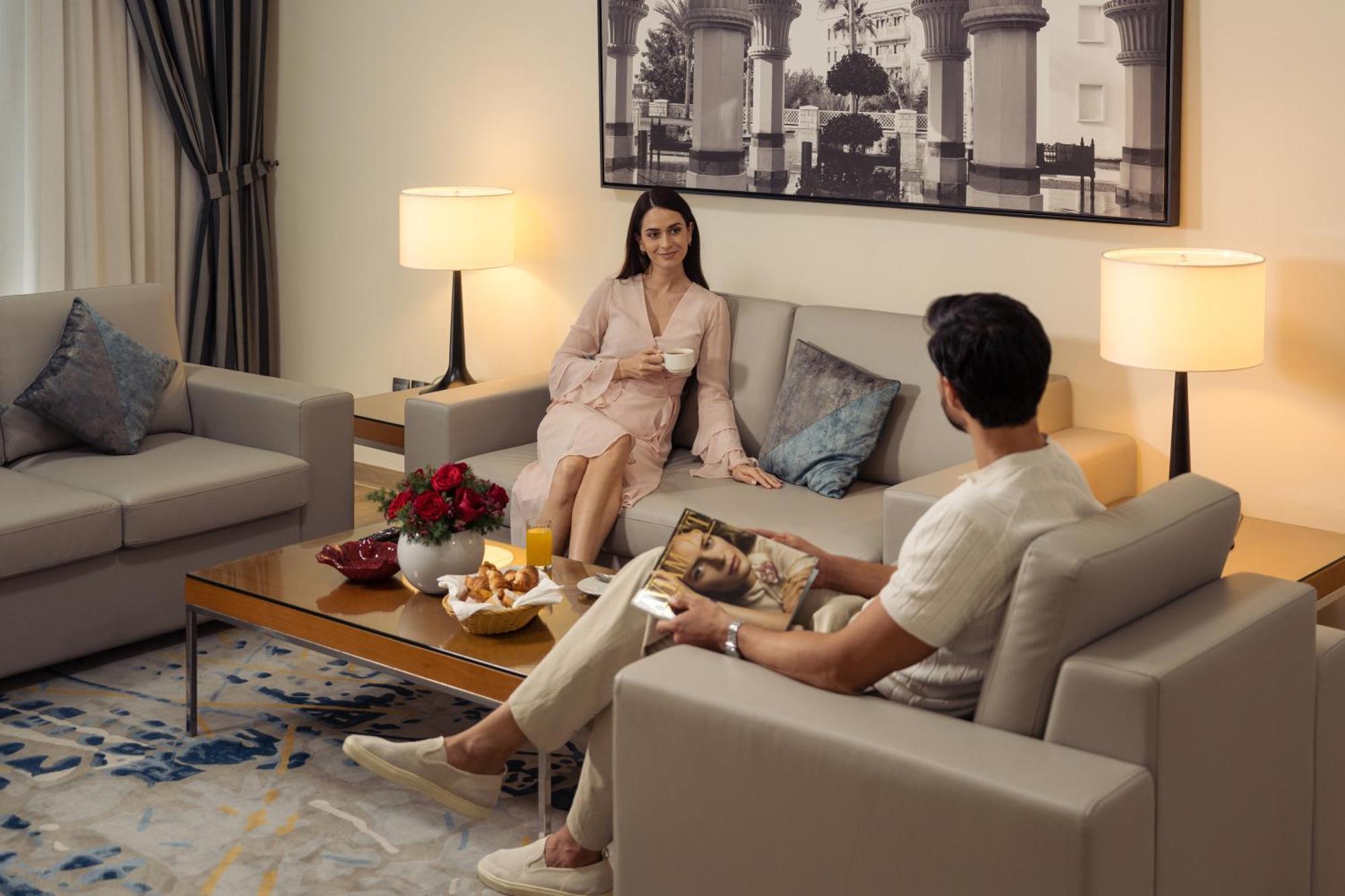 Golden Sands Suites 迪拜 外观 照片
